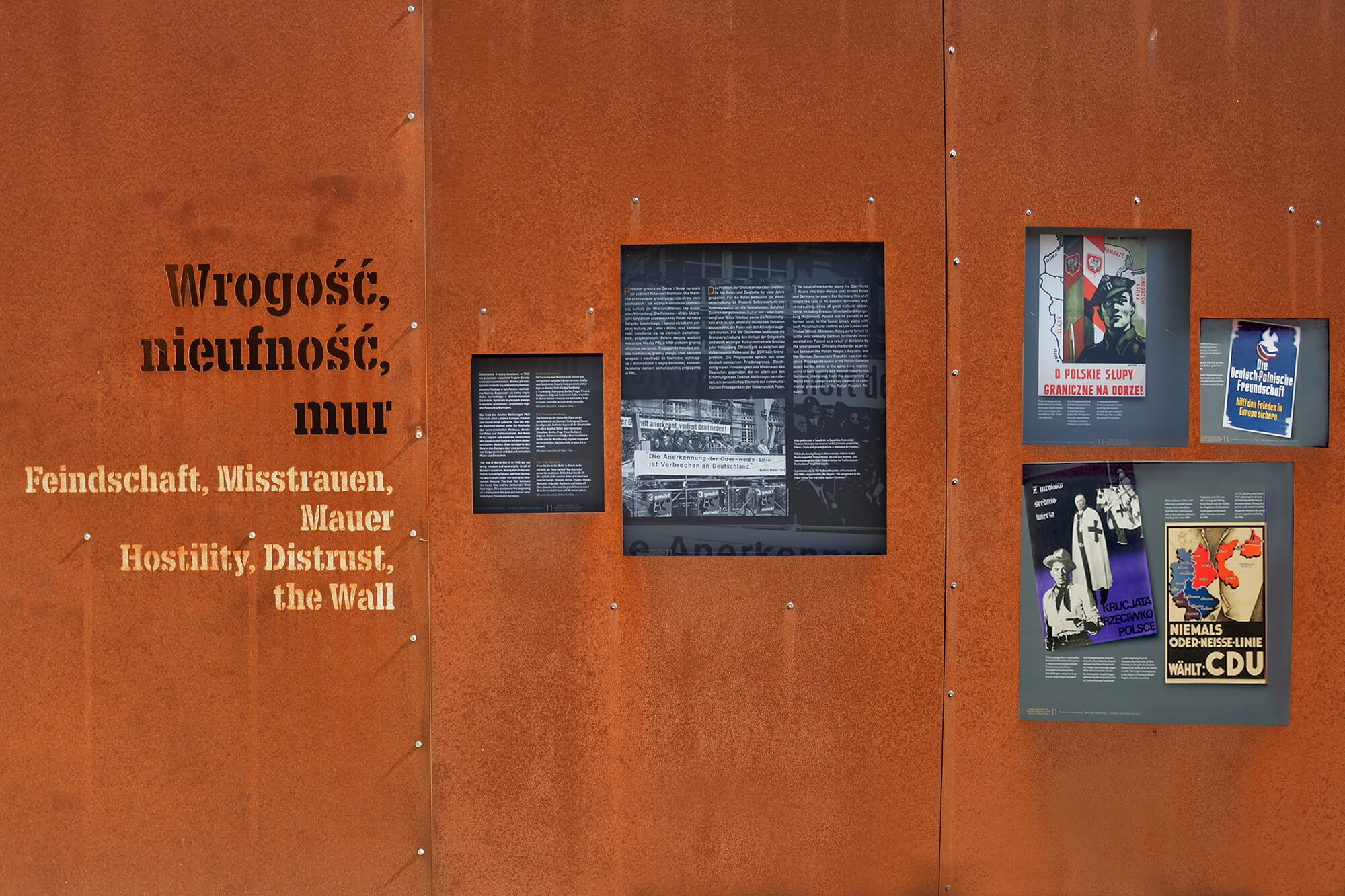Feindschaft, Misstrauen, Mauer